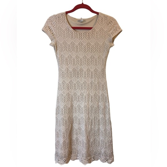 DE Collection Nude Short Sleeve Knit Dress - Picture 8 of 14